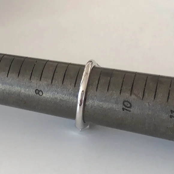 Vintage Women ring size 9 T#1 - Picture 7 of 9